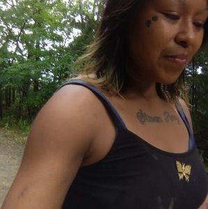 Meet your Posher, Lacey